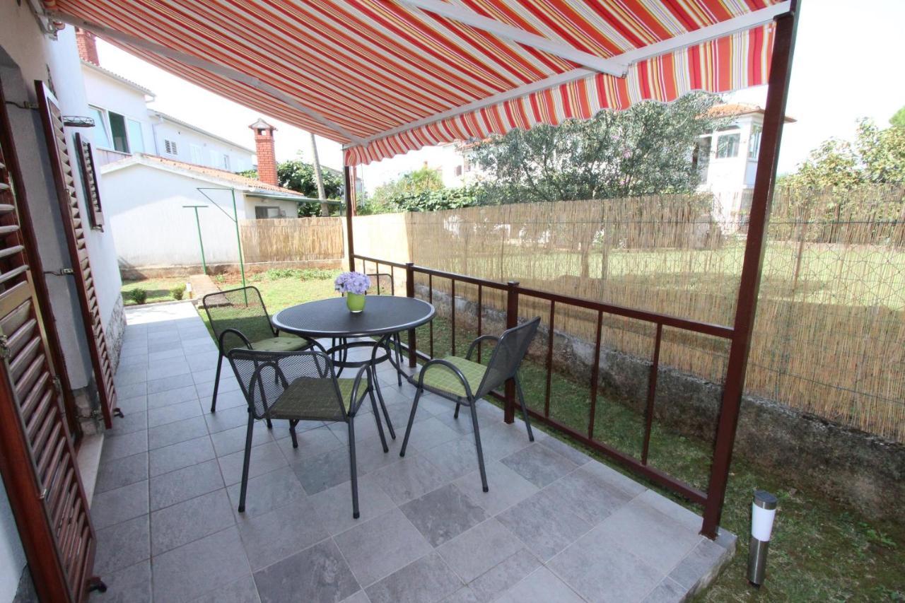 Apartments Mirela Ровінь Екстер'єр фото